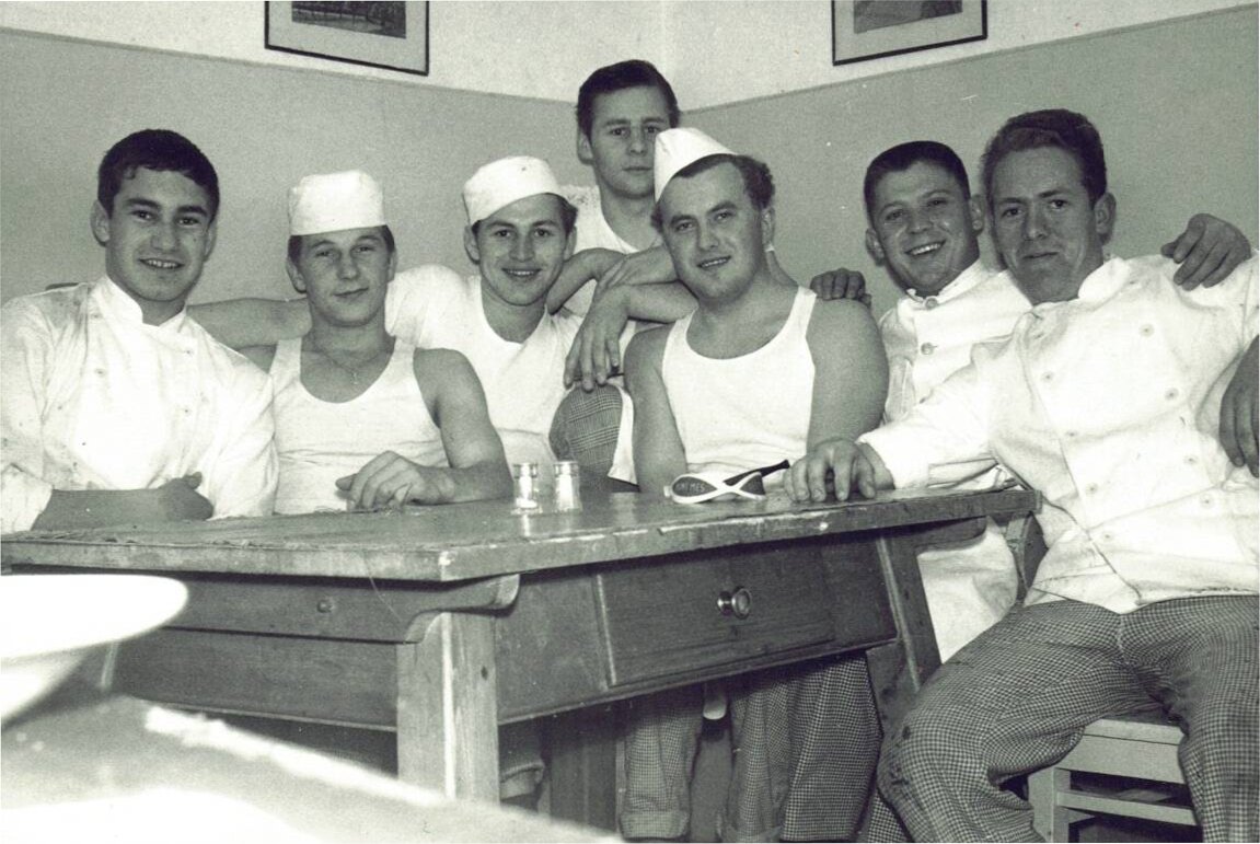 Hartwig Wehner während seiner Bäckerausbildung in den 1950er-Jahren